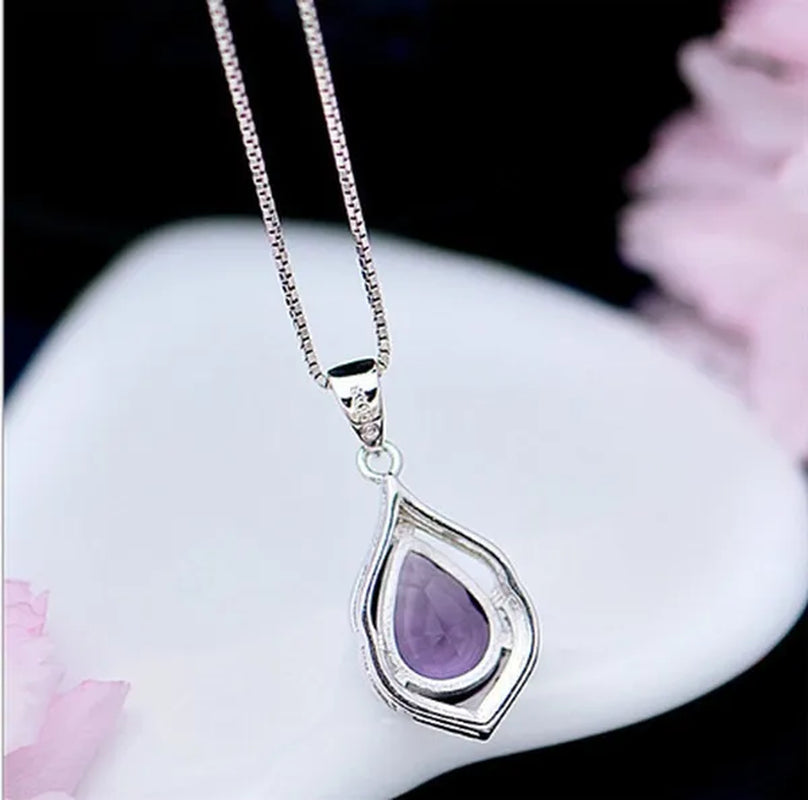 Fashionable and Noble Diamond Lady Necklace Long Pendant Elegant Natural Amethyst Clavicle Chain